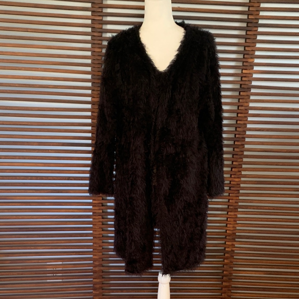 Magna Fuzzy Long Jacket